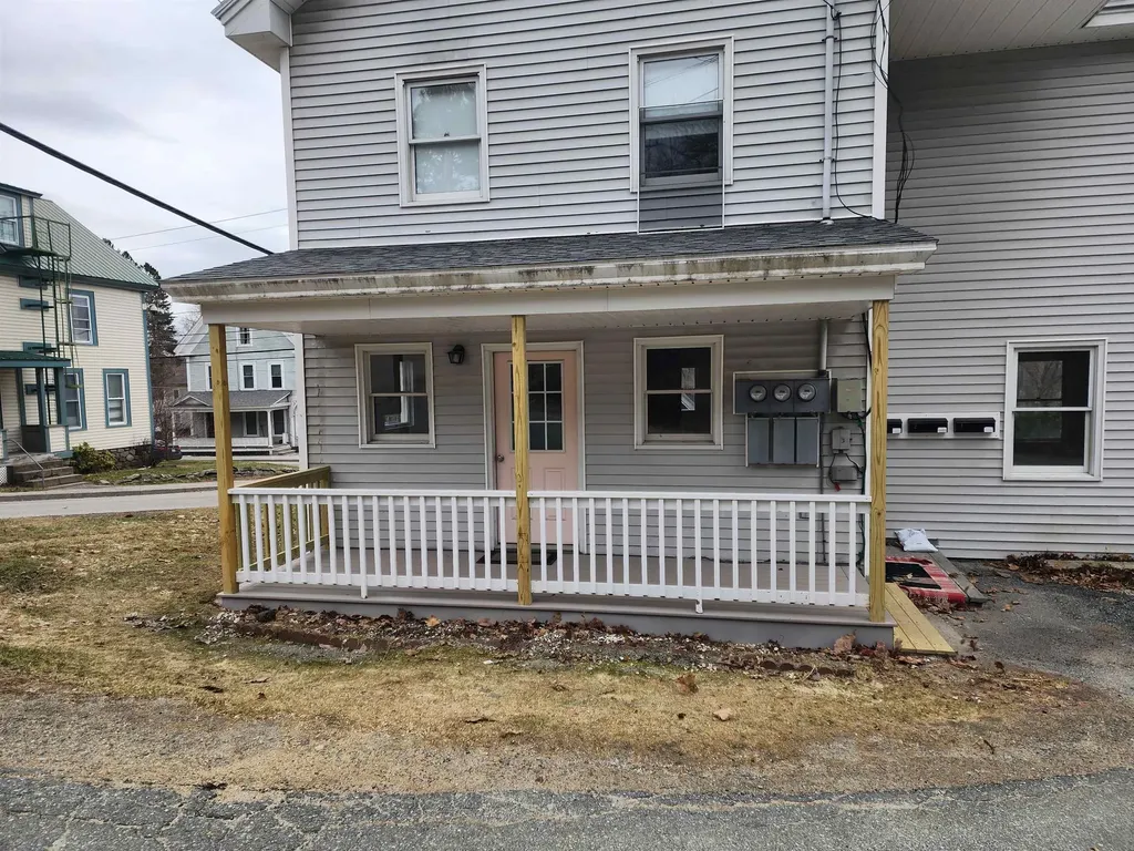 73 Pleasant Street Littleton NH 03561
