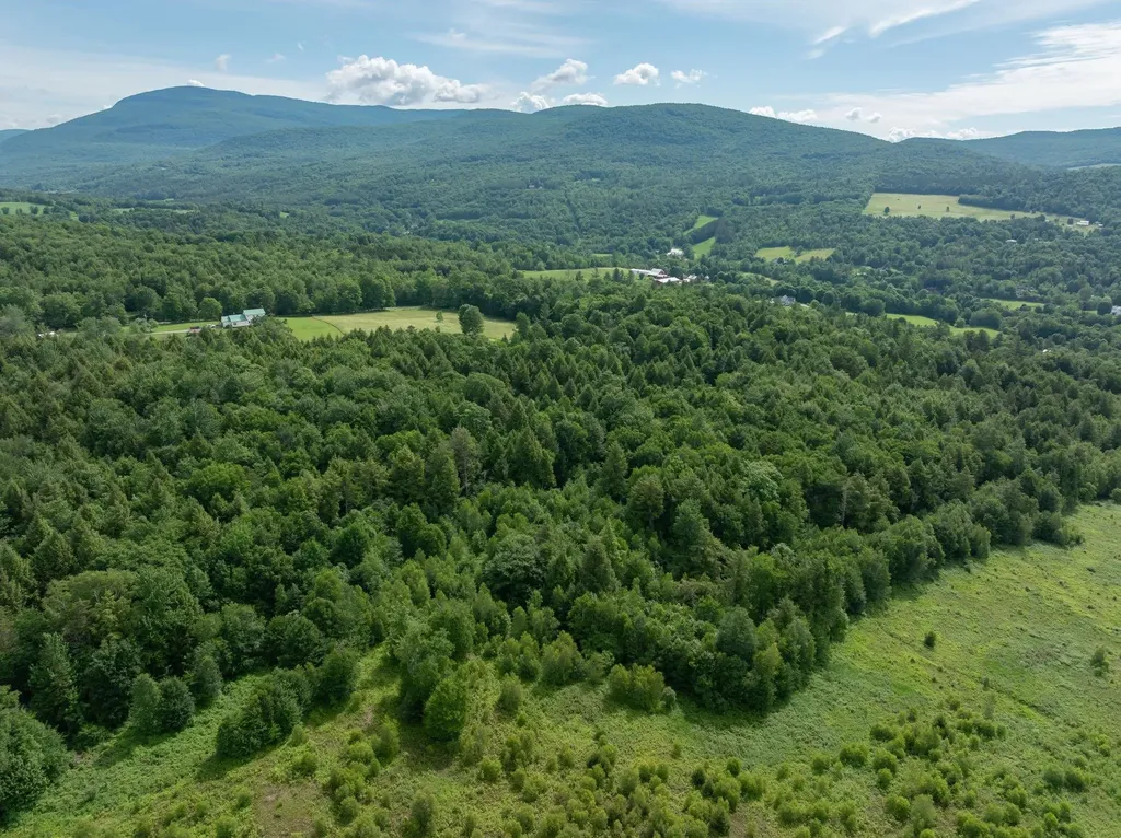 00 Birch Tree Lane Cambridge VT 05464