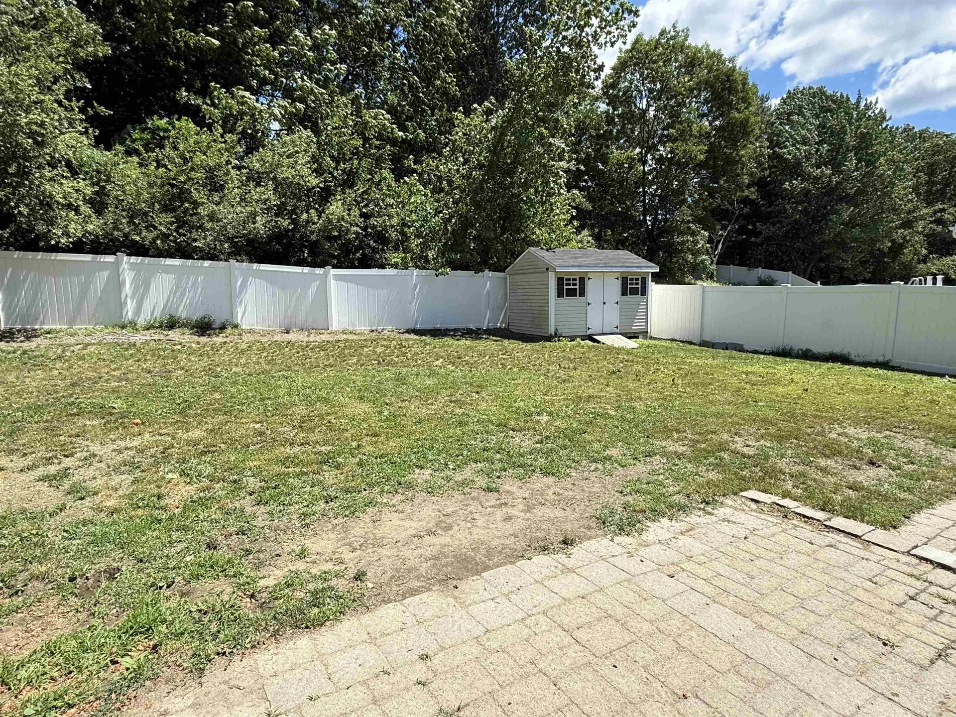 13 N Martin Road Amesbury MA 01913