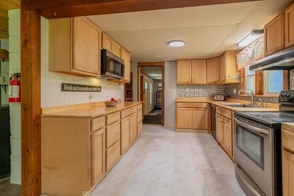 772 Kelley Hill Road Pawlet VT 05761-9707