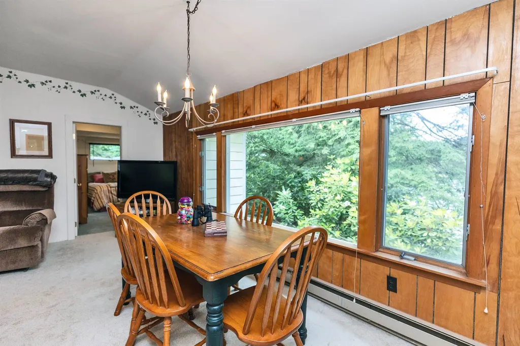 71 Headlands Road Winchester NH 03470