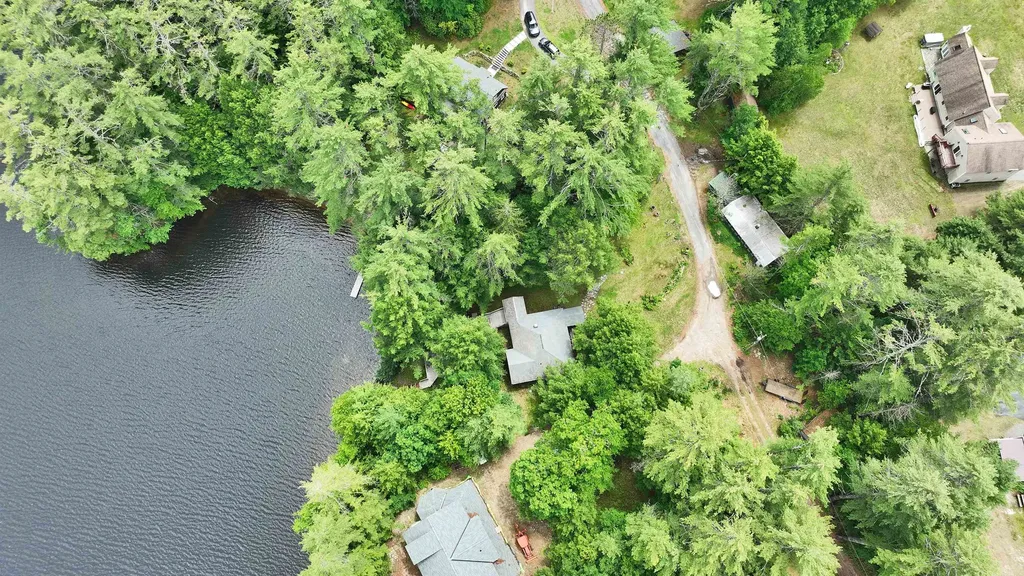 71 Headlands Road Winchester NH 03470