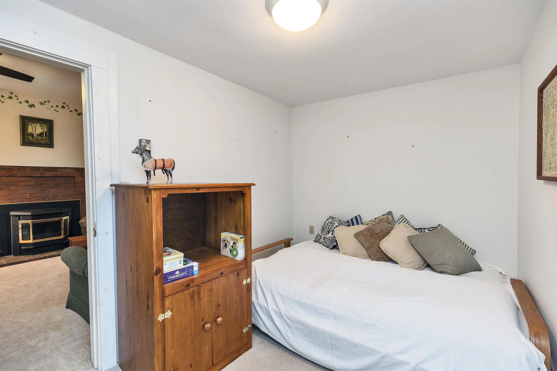 71 Headlands Road Winchester NH 03470