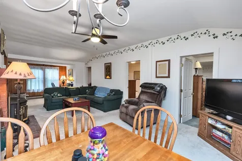 71 Headlands Road Winchester NH 03470