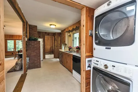 71 Headlands Road Winchester NH 03470