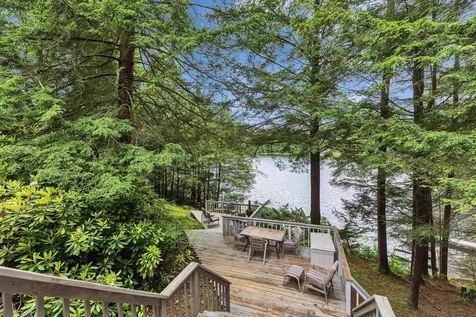 71 Headlands Road Winchester NH 03470