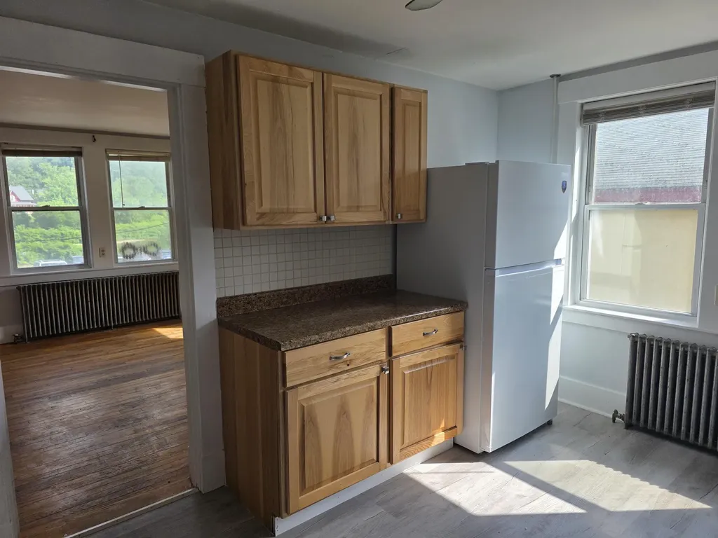 10 N. Main Street Lisbon NH 03585