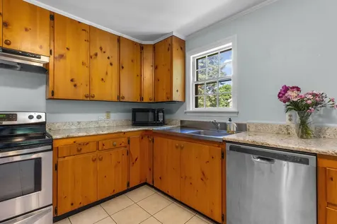 73 East Wheelock Street Hanover NH 03755