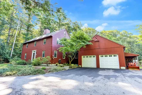 23 Glen Drive Peterborough NH 03458