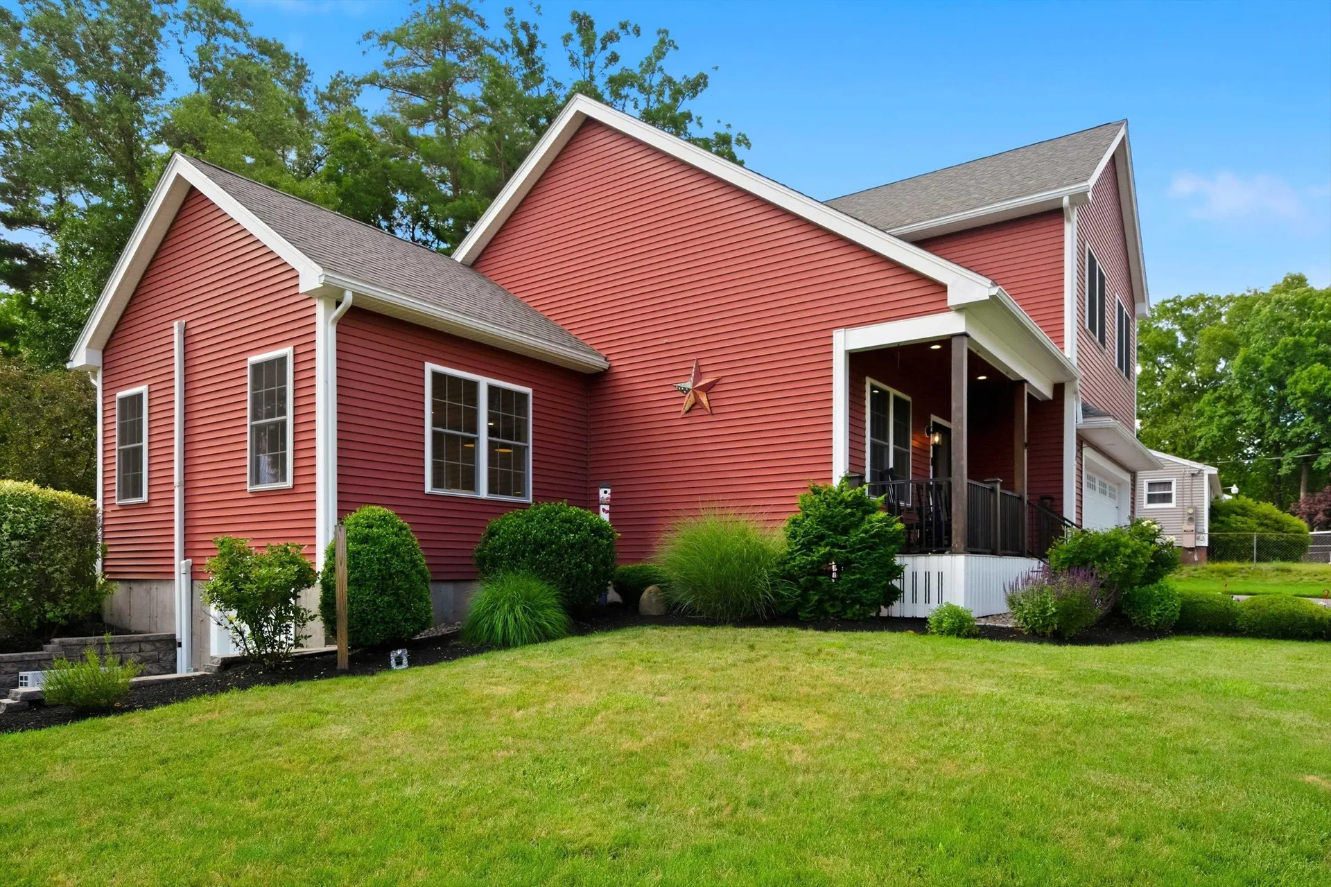 2 Merrill Street Hudson NH 03051