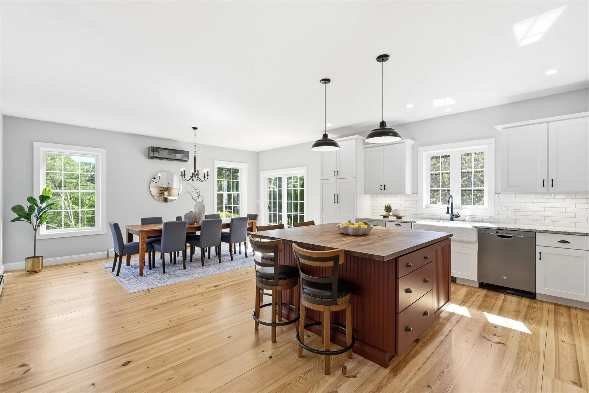 2 Merrill Street Hudson NH 03051