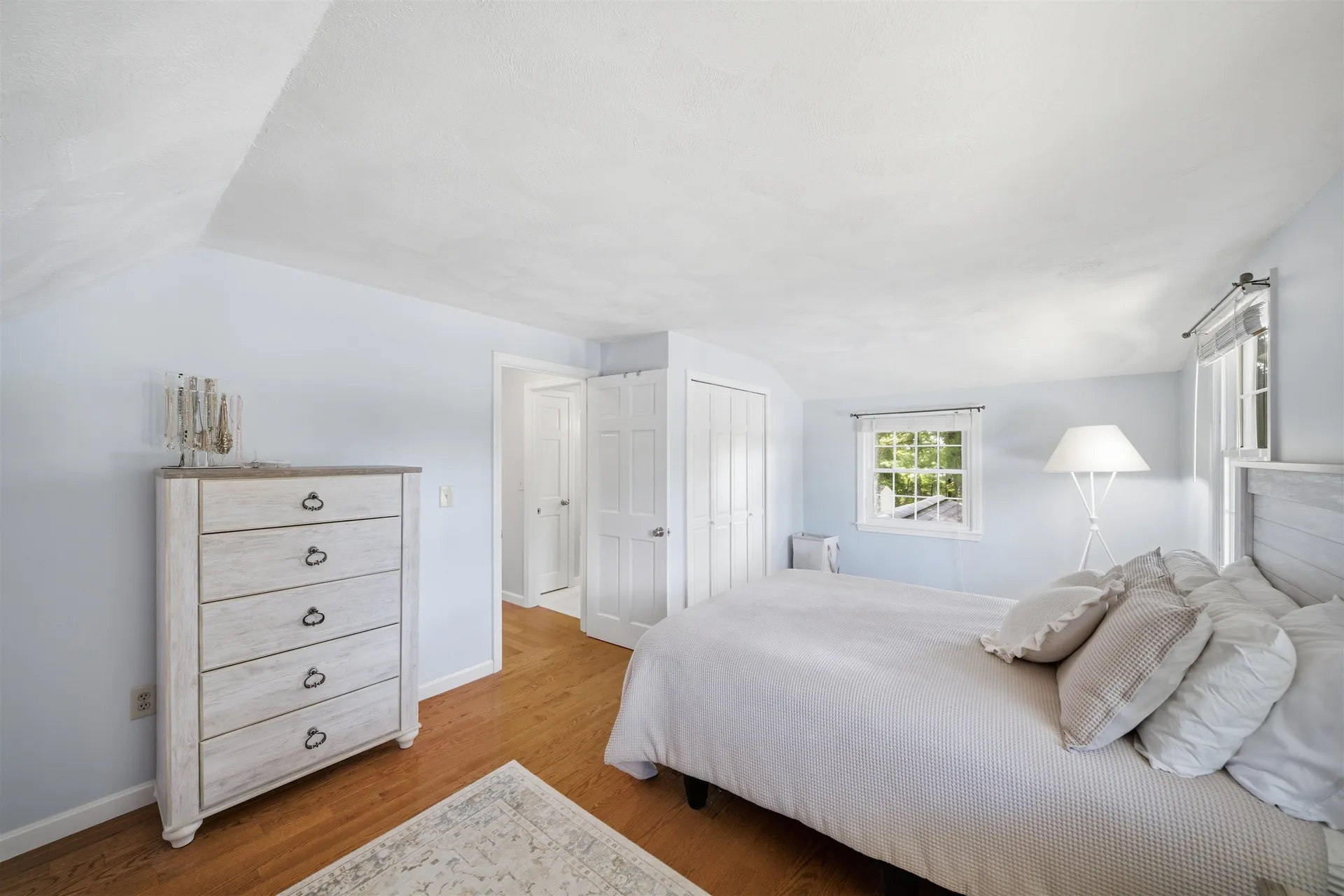 14 Macdonald Drive Nashua NH 03062
