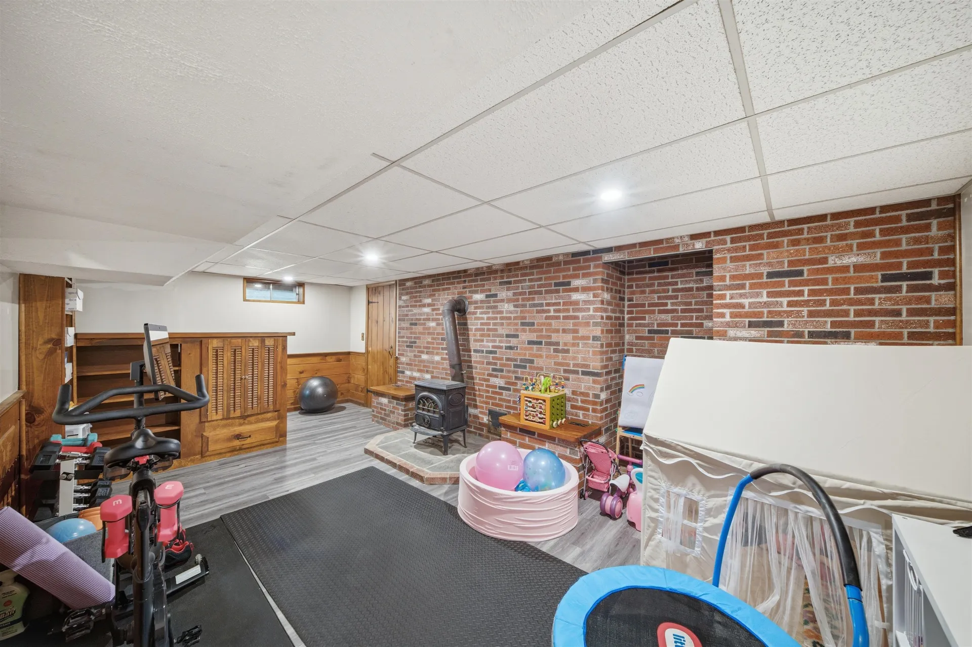 14 Macdonald Drive Nashua NH 03062