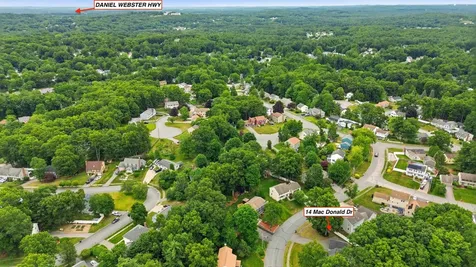 14 Macdonald Drive Nashua NH 03062