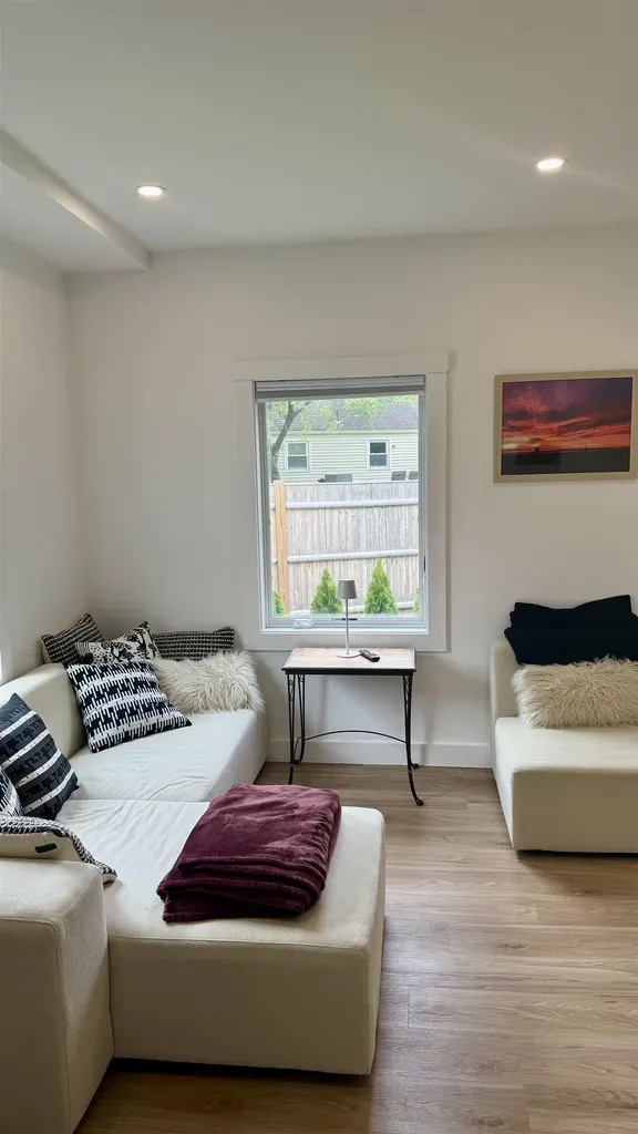 5 Douglas Circle Rye NH 03870