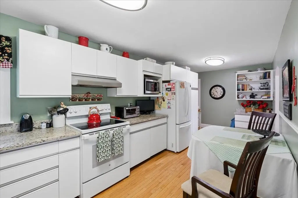 97 Old Rockingham Road Salem NH 03079