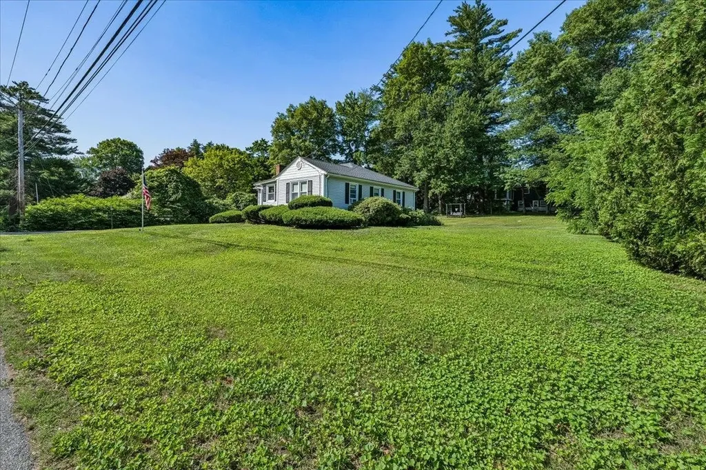 97 Old Rockingham Road Salem NH 03079