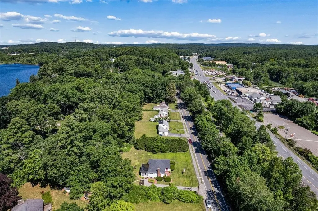 97 Old Rockingham Road Salem NH 03079