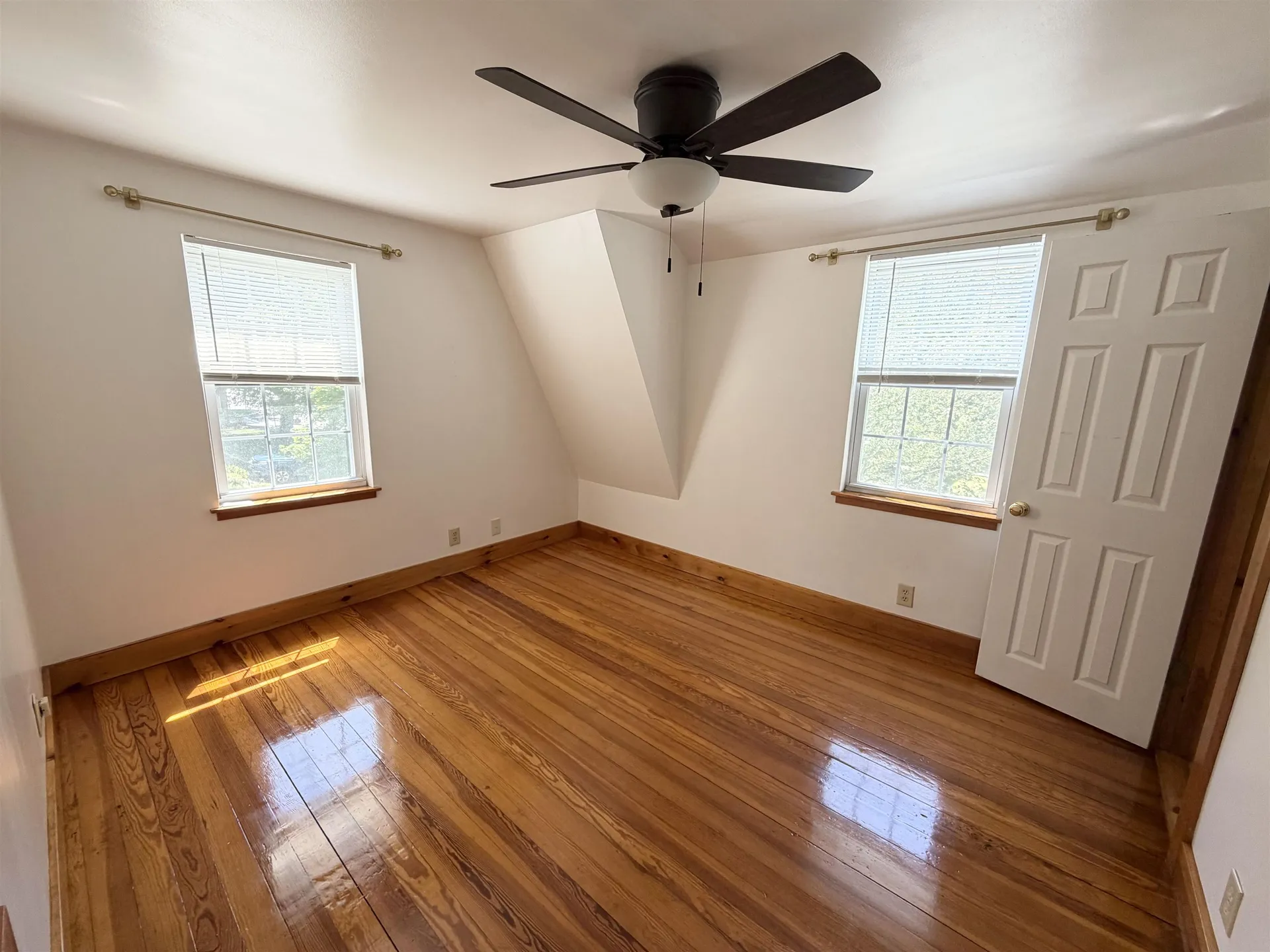 648 Kearsarge Way Portsmouth NH 03801