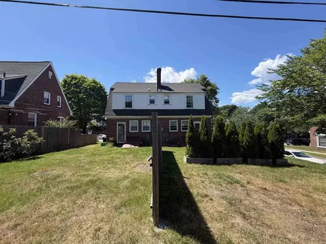 648 Kearsarge Way Portsmouth NH 03801