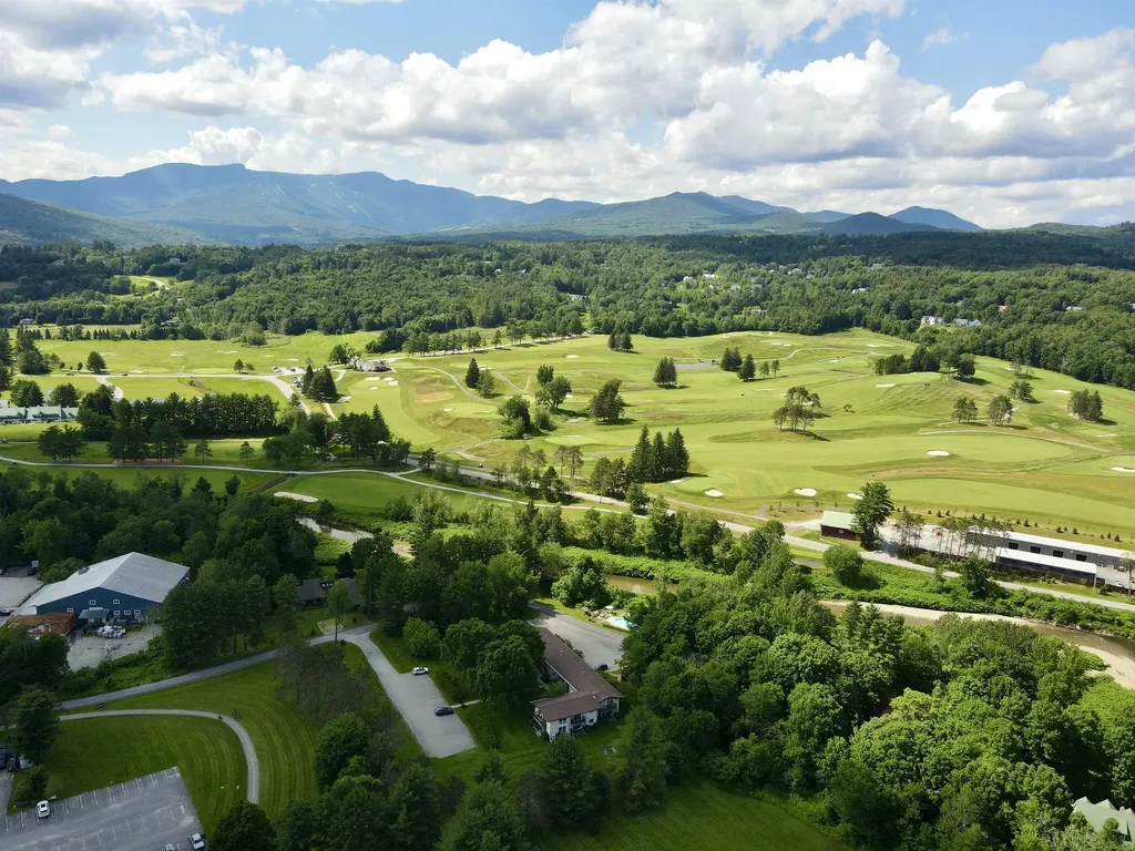 82 Towne Farm Lane Stowe VT 05672