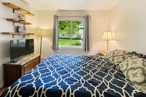 82 Towne Farm Lane Stowe VT 05672