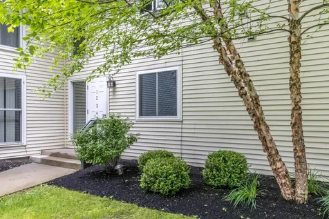 82 Towne Farm Lane Stowe VT 05672
