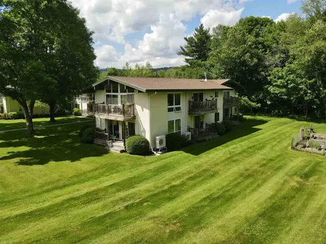 82 Towne Farm Lane Stowe VT 05672