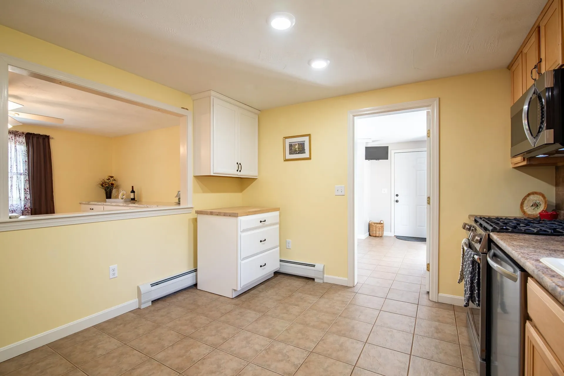 477 Stockdale Circle Rollinsford NH 03869