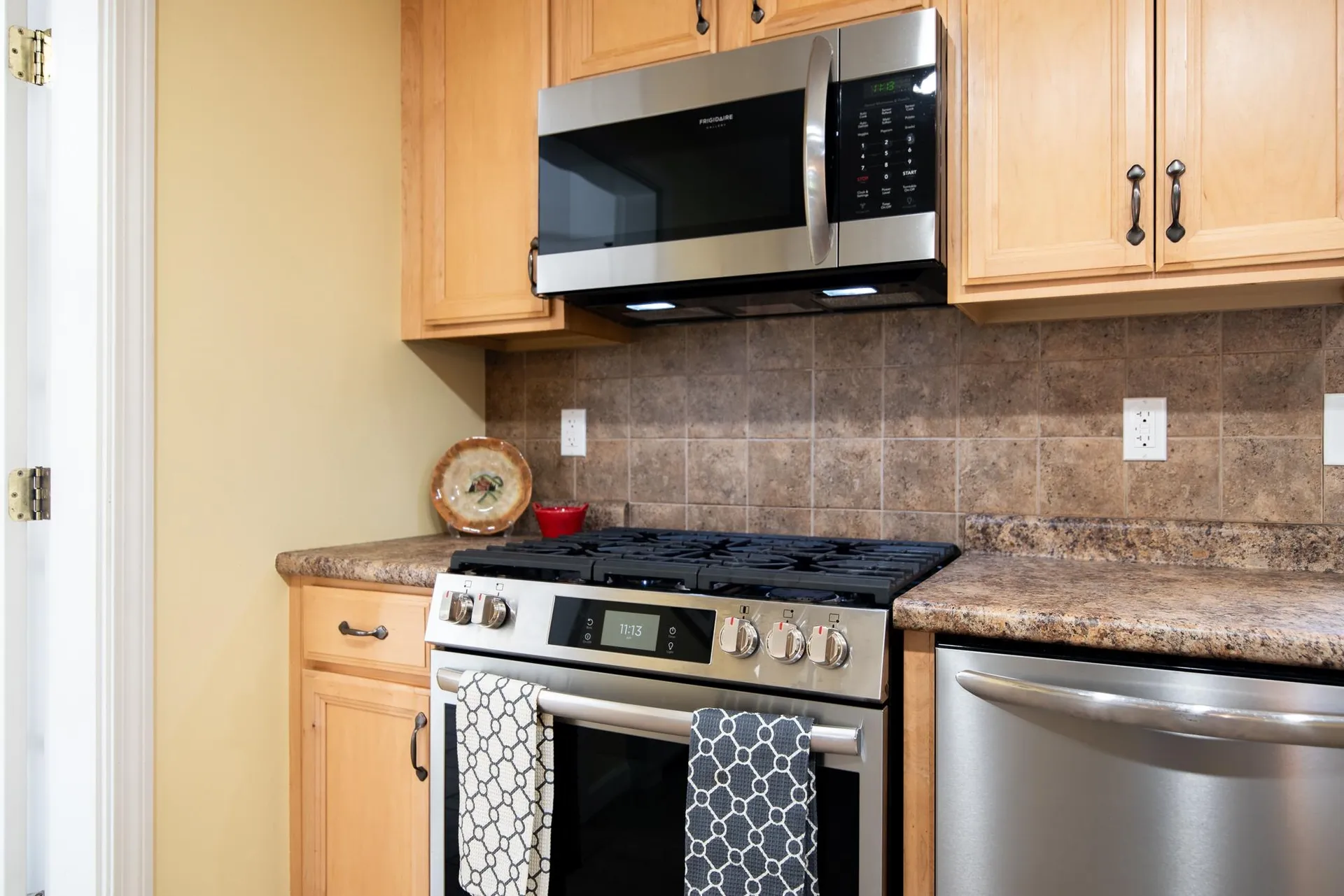 477 Stockdale Circle Rollinsford NH 03869