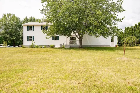 477 Stockdale Circle Rollinsford NH 03869