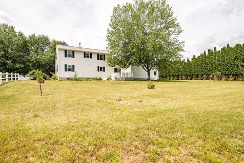477 Stockdale Circle Rollinsford NH 03869