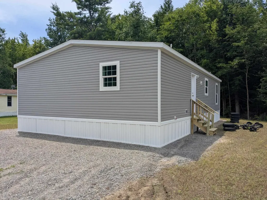 9 Valley Drive Belmont NH 03220