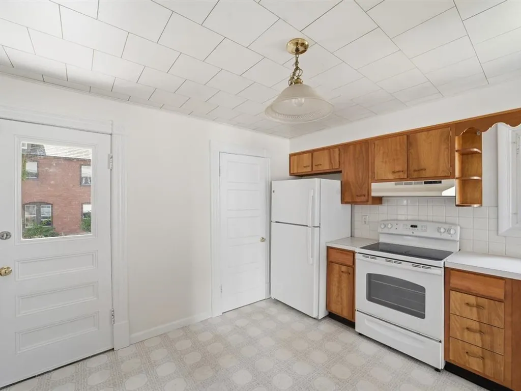 36 Henry Street Burlington VT 05401