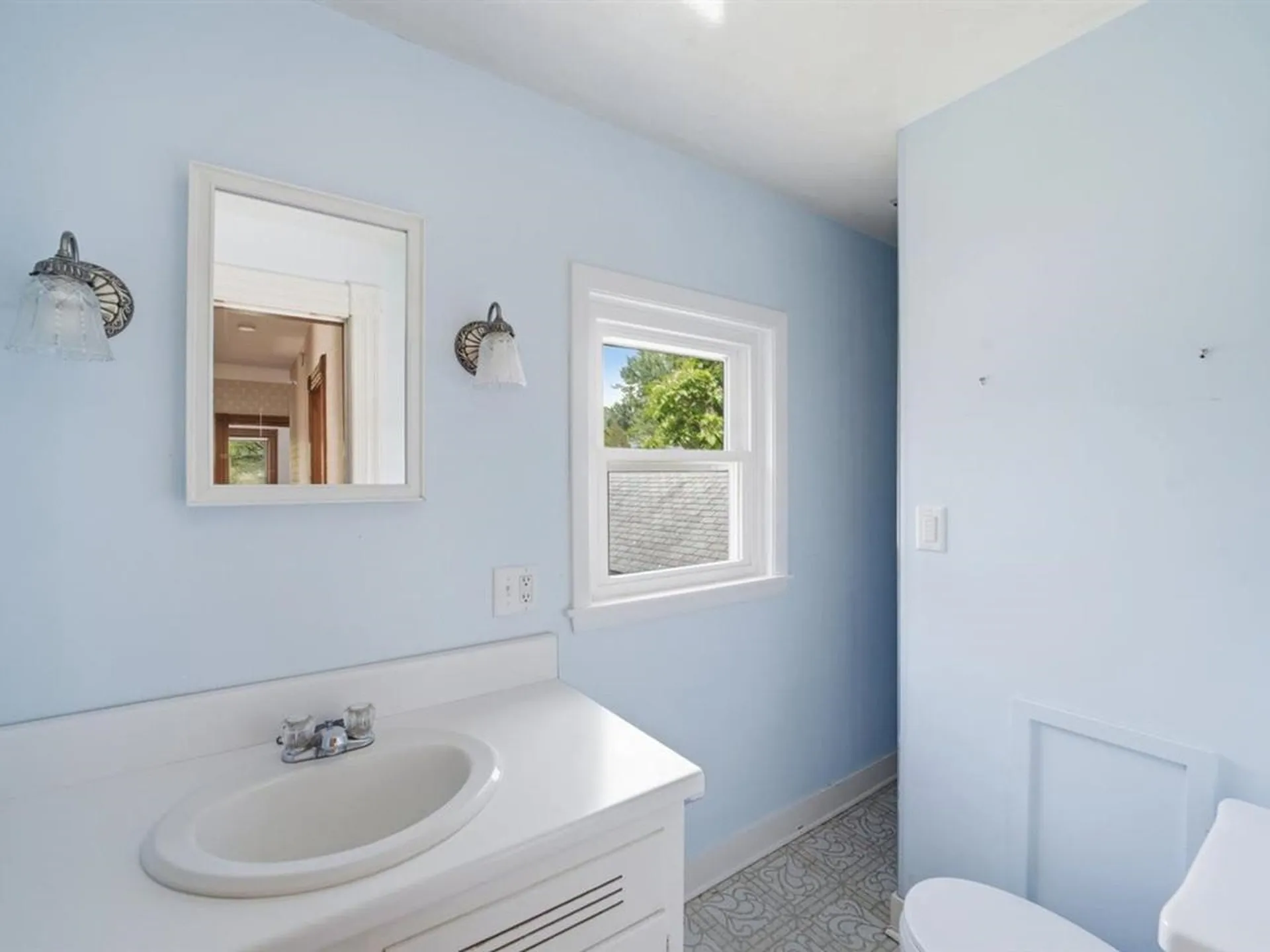 36 Henry Street Burlington VT 05401