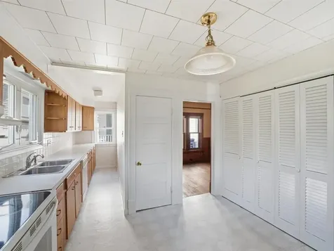 36 Henry Street Burlington VT 05401