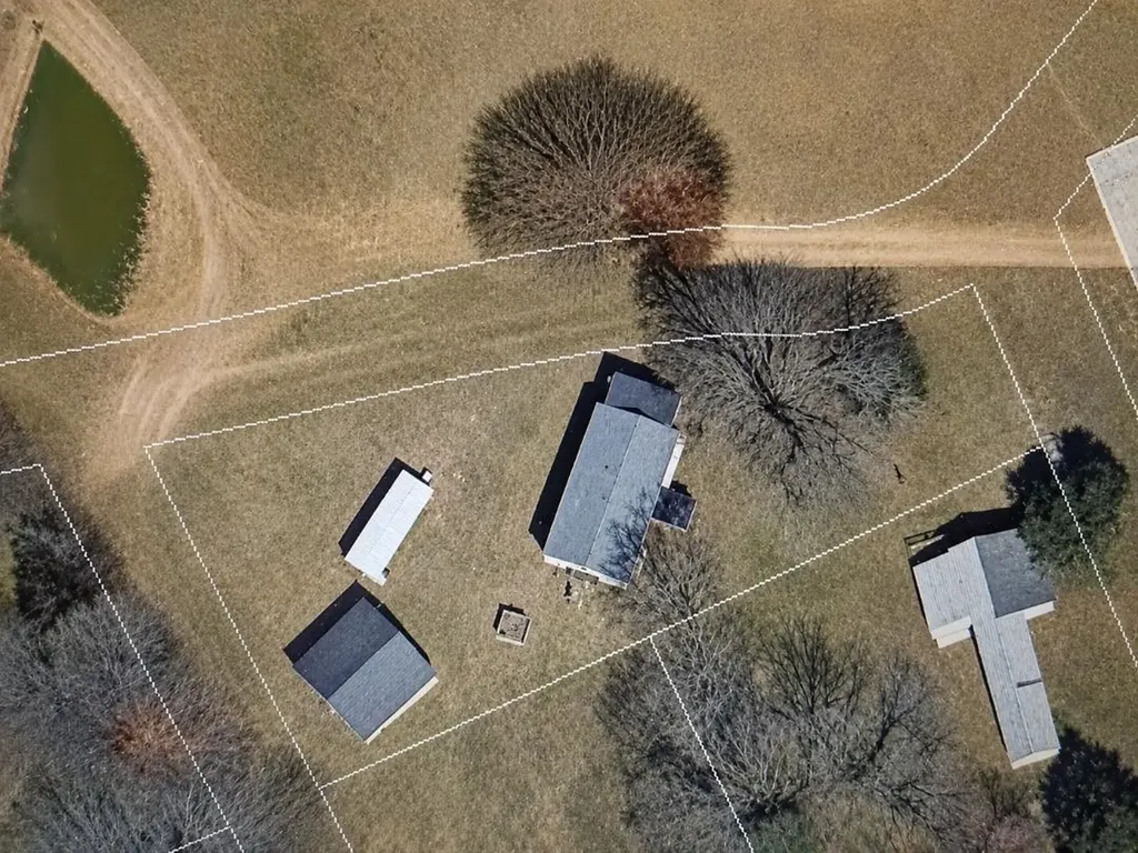 24 Braggs Bay Road Errol NH 03579
