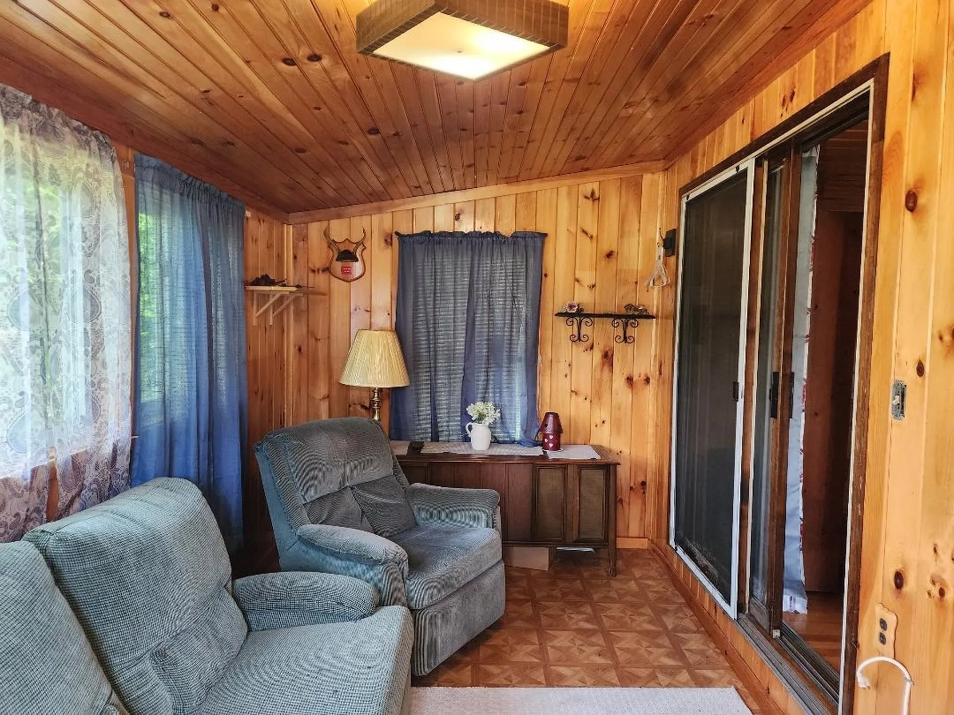 24 Braggs Bay Road Errol NH 03579