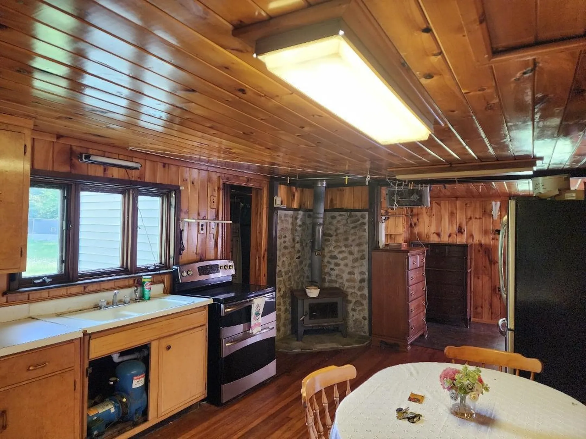 24 Braggs Bay Road Errol NH 03579