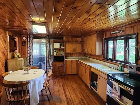 24 Braggs Bay Road Errol NH 03579