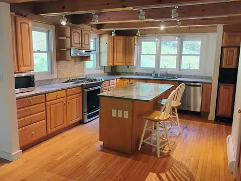 160 Akley Road Brattleboro VT 05301