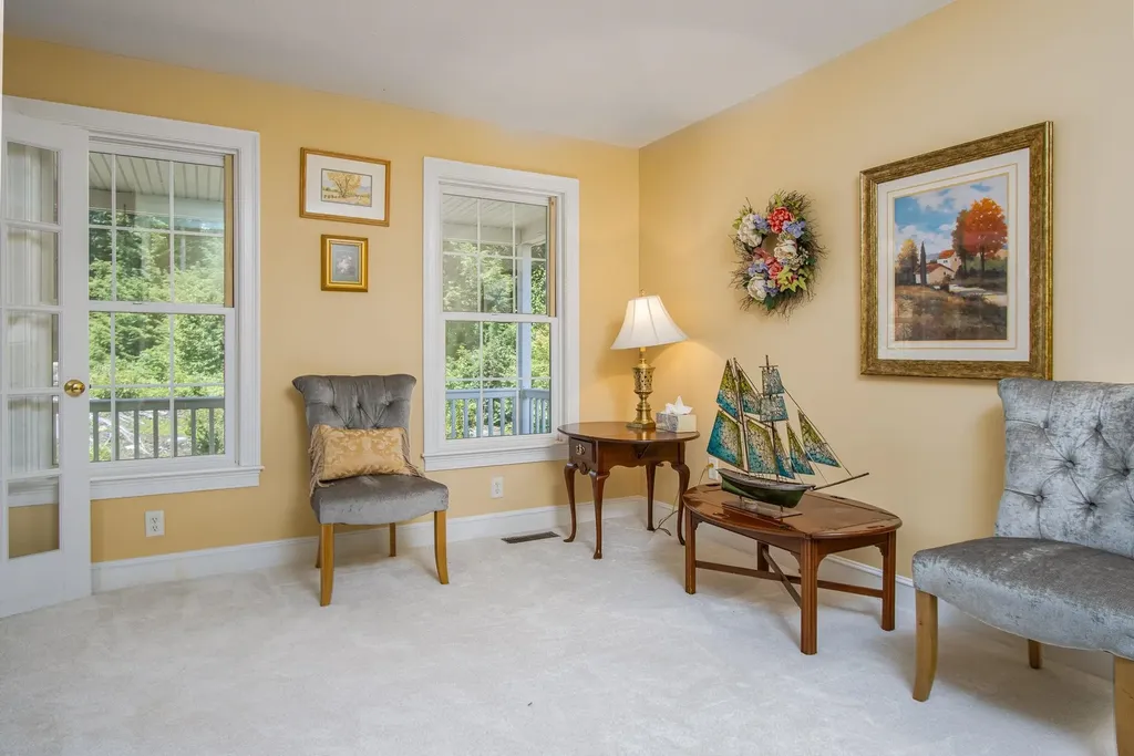 57 Beard Road New Boston NH 03070