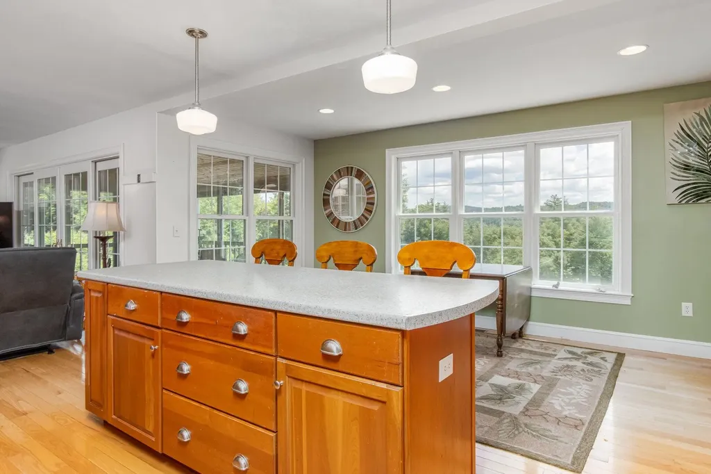 57 Beard Road New Boston NH 03070