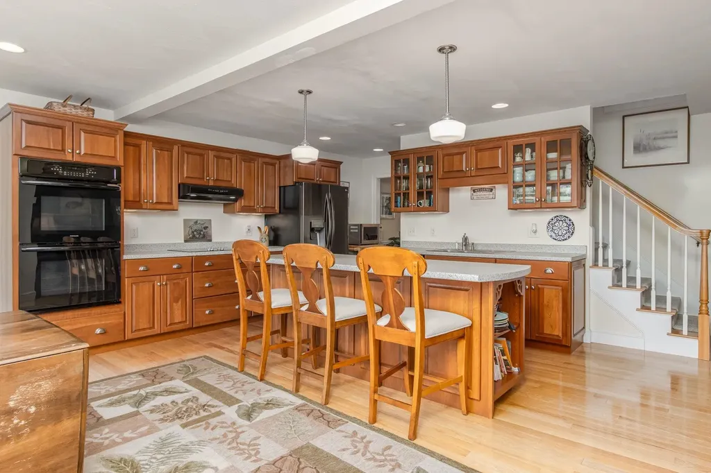 57 Beard Road New Boston NH 03070