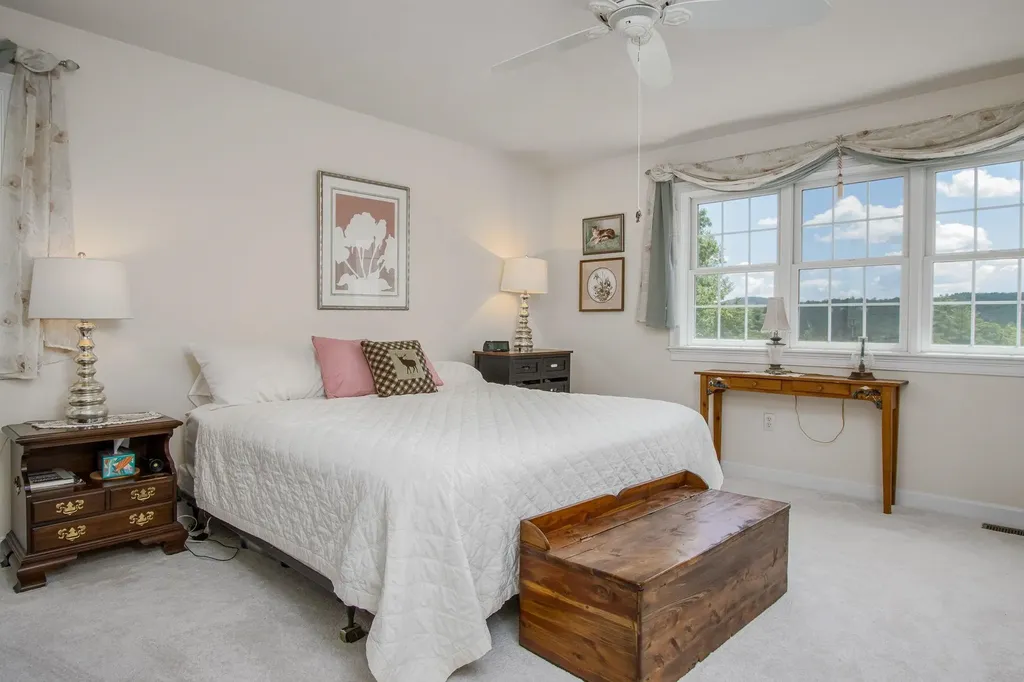 57 Beard Road New Boston NH 03070
