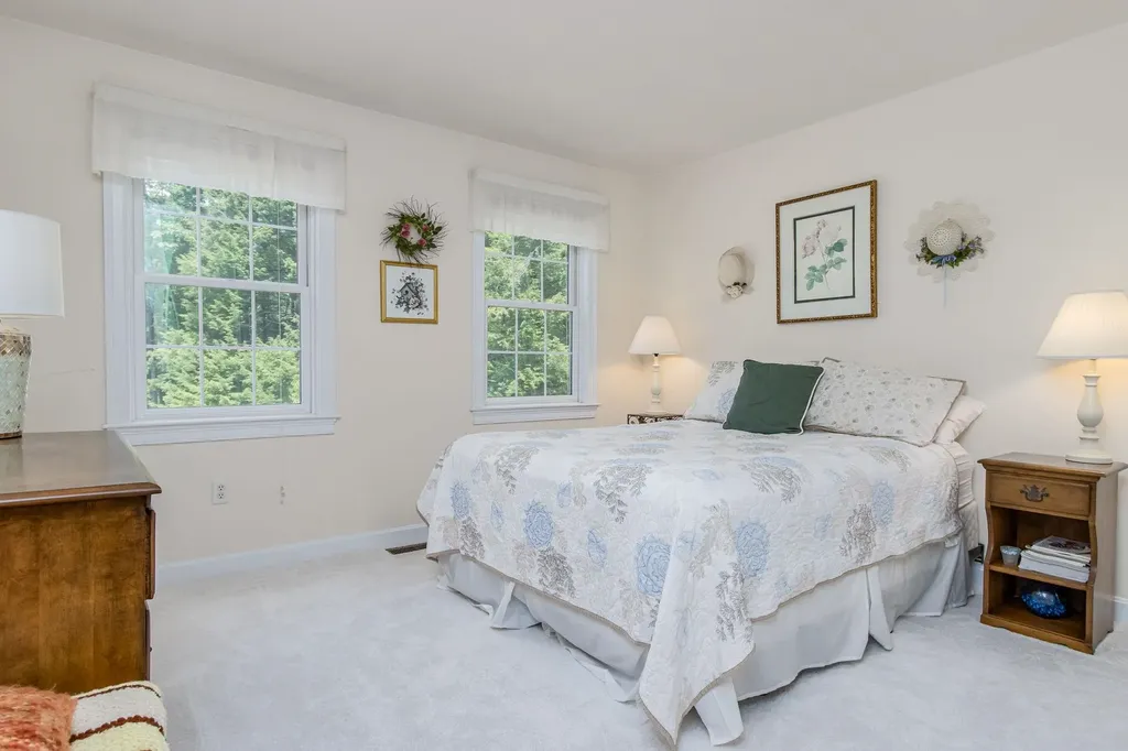57 Beard Road New Boston NH 03070