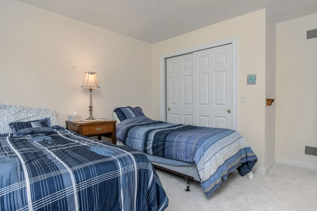57 Beard Road New Boston NH 03070