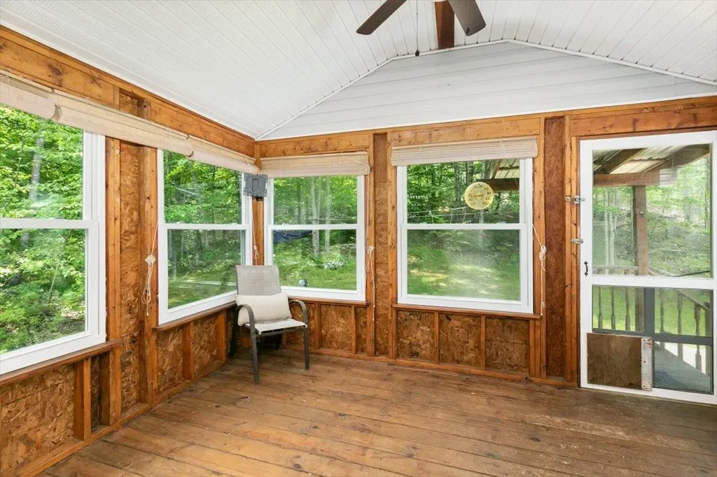 98 Hurricane Road Belmont NH 03220