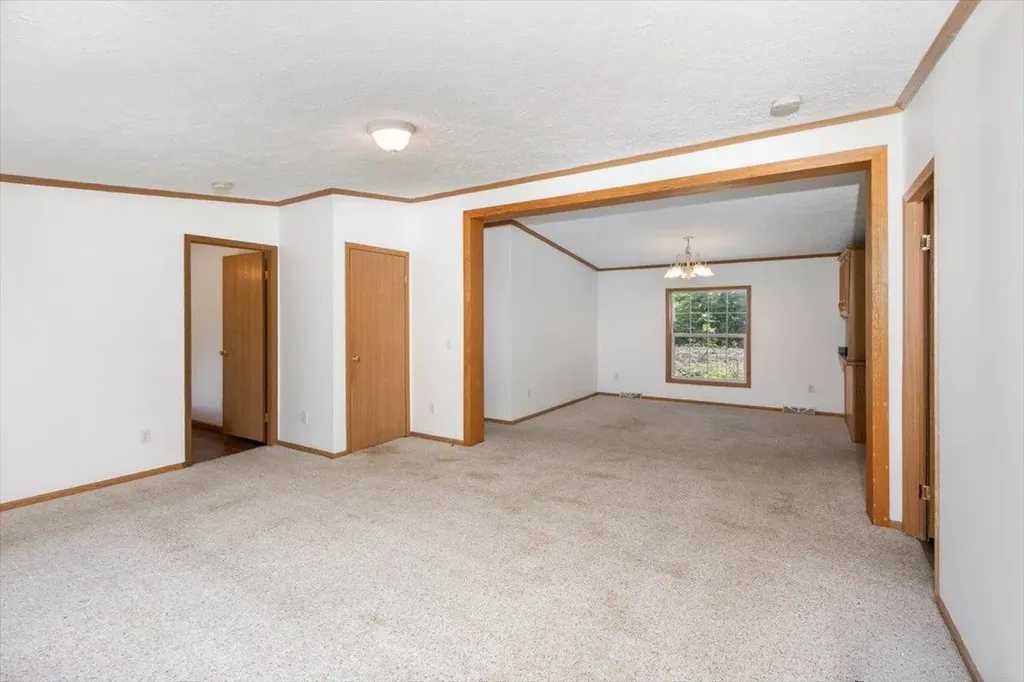 98 Hurricane Road Belmont NH 03220