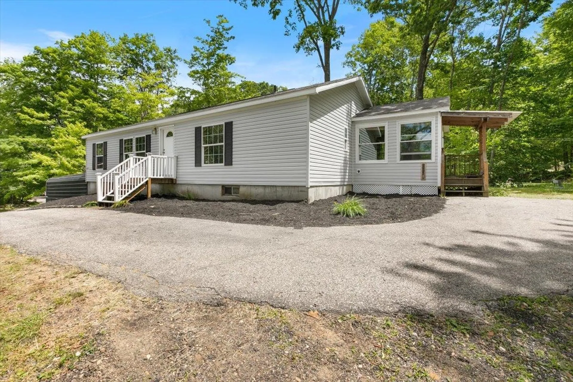 98 Hurricane Road Belmont NH 03220